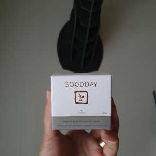 GoodDay Skincare GoodDay 강황 크림 — 5점을 준 리뷰어가 2019년 8월 올린 사용 사진