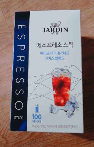 (주)쟈뎅 [쟈뎅] 에스프레소스틱 아이스블렌드 — 5점을 준 리뷰어가 2019년 4월 올린 사용 사진