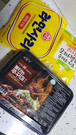 바담가 불타는 쭈꾸미 볶음 만찬 set — 5점을 준 리뷰어가 2019년 11월 올린 사용 사진