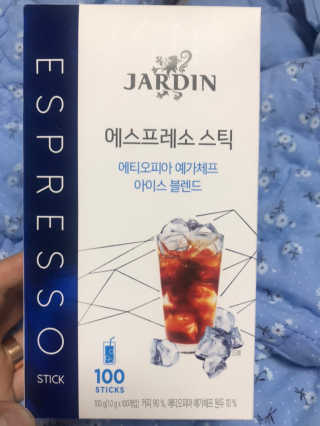 (주)쟈뎅 [쟈뎅] 에스프레소스틱 아이스블렌드 — 5점을 준 리뷰어가 2019년 4월 올린 사용 사진