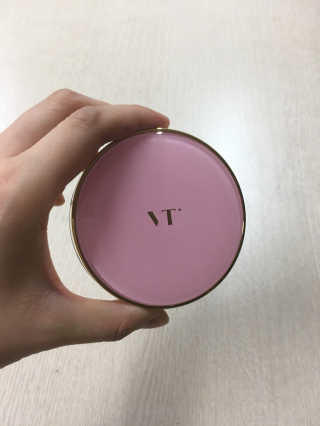 브이티 코스메틱 VT 리얼 콜라겐 팩트 — 3.5점을 준 리뷰어가 2017년 4월 올린 사용 사진