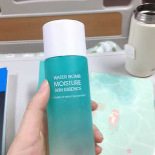오지아이 워터 밤 모이스처 스킨 에센스 180ml — 4.5점을 준 리뷰어가 2019년 12월 올린 사용 사진