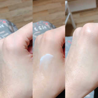 아크웰 아쿠아 클리니티 수분크림 — 3.83점을 준 리뷰어가 2018년 10월 올린 사용 사진