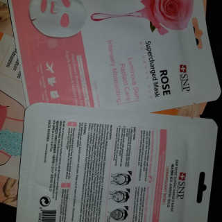 SNP Supercharged Mask_Rose Centifoli Flower — 5점을 준 리뷰어가 2019년 1월 올린 사용 사진