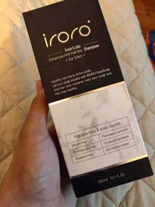 IRORO DearScalp Enhancive Anti-Hair Loss Shampoo-M — 5점을 준 리뷰어가 2019년 10월 올린 사용 사진