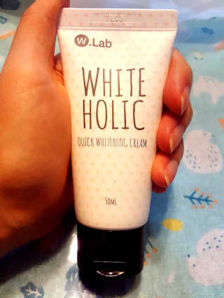 더블유랩 화이트홀릭 50ml — 4.67점을 준 리뷰어가 2018년 7월 올린 사용 사진