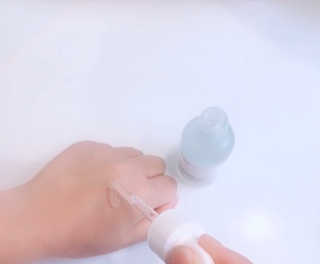 [마녀 공장] 발가락 토미 니아신 에센스 50ml — 5점을 준 리뷰어가 2019년 6월 올린 사용 사진