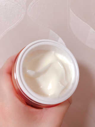 아크웰 아쿠아 클리니티 수분크림 — 5점을 준 리뷰어가 2018년 10월 올린 사용 사진