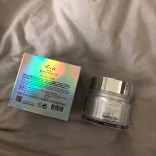 파시스 올인원 진주 화이트닝 크림 100ml — 5점을 준 리뷰어가 2019년 3월 올린 사용 사진