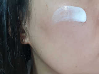 보나쥬르 멜팅 글로우 카밍 크림 50ml — 5점을 준 리뷰어가 2020년 1월 올린 사용 사진