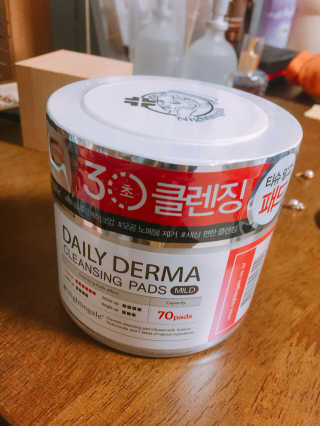 나이팅게일 데일리 더마 클렌징패드 마일드 — 3.33점을 준 리뷰어가 2018년 10월 올린 사용 사진