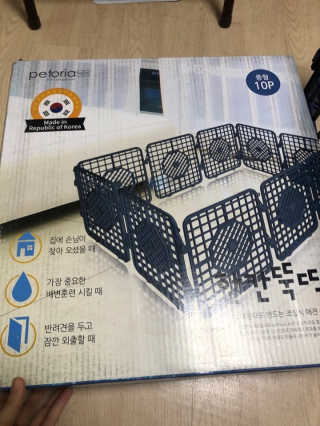 [펫토리아] BEST 한칸뚝딱 플라스틱 울타리 — 4.67점을 준 리뷰어가 2019년 1월 올린 사용 사진