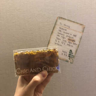 쉭앤칙 허니비바 마누카꿀비누 — 3.5점을 준 리뷰어가 2019년 3월 올린 사용 사진