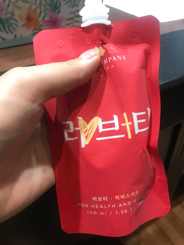 러브티 히비스커스 이너뷰티 워터 리뷰 사진