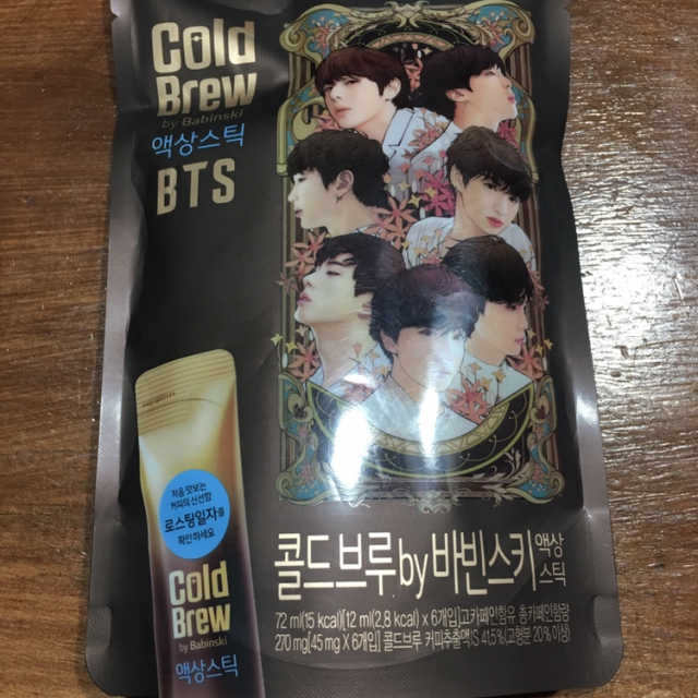콜드브루, 핫브루 액상스틱 BTS 일러스트 리뷰 사진