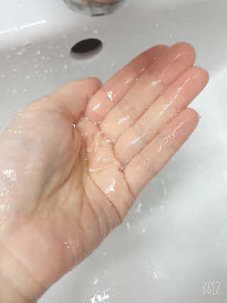 셀리본 하수오 내츄럴 프리벤션 탈모관리 샴푸 300ml — 5점을 준 리뷰어가 2019년 11월 올린 사용 사진
