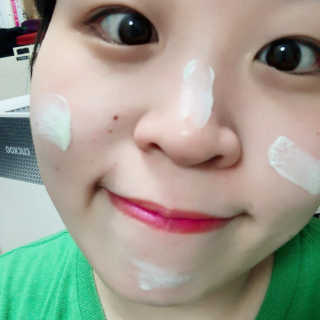 셀퓨전씨 카밍 다운 크림 — 4.17점을 준 리뷰어가 2018년 11월 올린 사용 사진