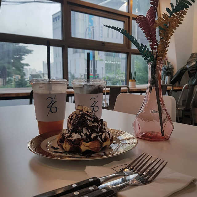[카페26] 와플 아이스크림+아메리카노 2잔 set 리뷰 사진