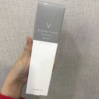 브이코스메틱 V브이 시그니처 안개분사 미스트 — 5점을 준 리뷰어가 2018년 12월 올린 사용 사진