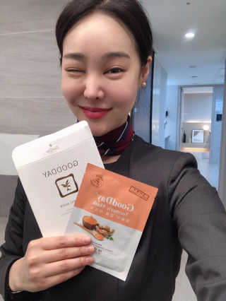 GoodDay Skincare GoodDay 강황 마스크 — 4점을 준 리뷰어가 2020년 1월 올린 사용 사진