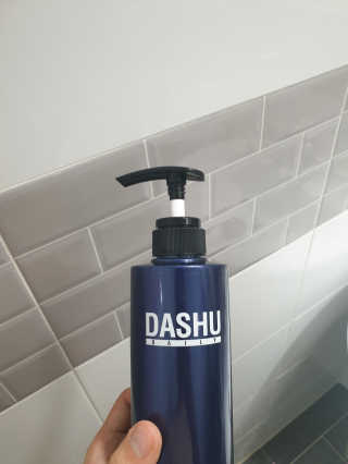 다슈코리아 다슈 데일리 단백질 한방 두피 골드 샴푸 500ml — 4점을 준 리뷰어가 2019년 9월 올린 사용 사진