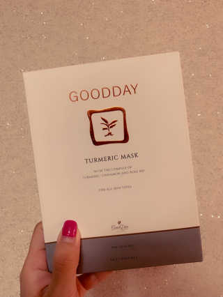 GoodDay Skincare GoodDay 강황 마스크 — 5점을 준 리뷰어가 2020년 2월 올린 사용 사진