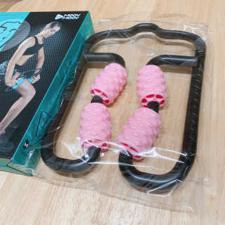뭅뭅 바디핏레그롤러 종아리 허벅지 하체 마사지기 — 5점을 준 리뷰어가 2019년 10월 올린 사용 사진