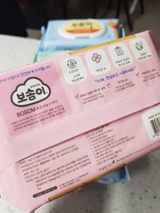보솜이 아기물티슈 베이비케어 푸에디션 캡 74매 10입 — 5점을 준 리뷰어가 2019년 4월 올린 사용 사진