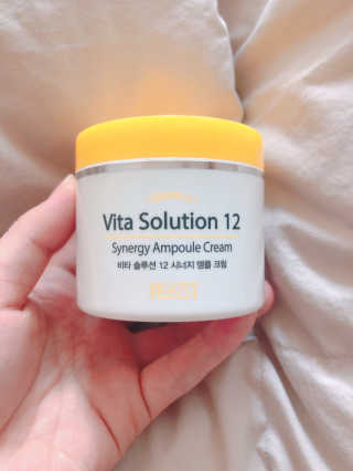 지고트 비타솔루션12 시너지 앰플 크림 100ml — 5점을 준 리뷰어가 2019년 6월 올린 사용 사진