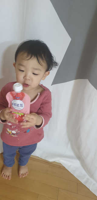 데르뜨 떠먹는 과일 3종, 짜먹는 과일 2종 총 10개 체험 — 4점을 준 리뷰어가 2020년 3월 올린 사용 사진