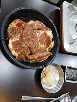 [두툼갈비] 두툼갈비 2인분 + 매콤치즈버섯 set — 5점을 준 리뷰어가 2018년 11월 올린 사용 사진