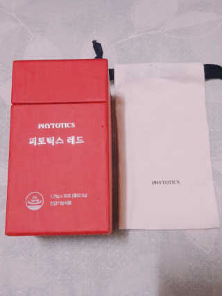 겁먹지마 다이어트유산균 피토틱스레드 — 3점을 준 리뷰어가 2019년 5월 올린 사용 사진