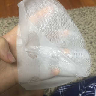 미팩토리 수분 만땅 마스크팩 5매 — 4.67점을 준 리뷰어가 2018년 2월 올린 사용 사진