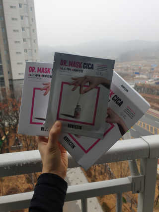 로벡틴 닥터 마스크 시카 — 5점을 준 리뷰어가 2019년 12월 올린 사용 사진