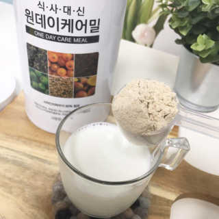 (주)이스터비엔에프 식사대용선식 원데이케어밀 1KG 대용량 — 4점을 준 리뷰어가 2019년 2월 올린 사용 사진