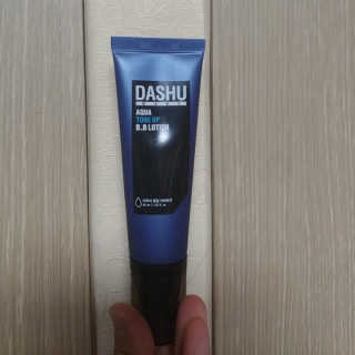 다슈코리아 다슈 맨즈 톤 업 비비로션 40ml — 4.33점을 준 리뷰어가 2018년 7월 올린 사용 사진