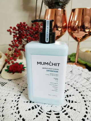 멈칫(MUMCHIT) 멜팅 바디로션 — 4.83점을 준 리뷰어가 2018년 12월 올린 사용 사진