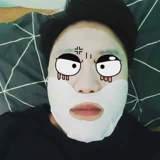 레이블옴므-labelhomme 레이블옴므 티유 마린 슈트 마스크팩(5EA) — 5점을 준 리뷰어가 2017년 12월 올린 사용 사진