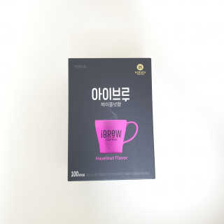 한국맥널티 아이브루 헤이즐넛향 100T — 5점을 준 리뷰어가 2019년 10월 올린 사용 사진