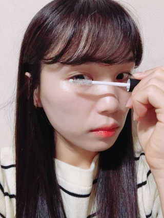 에이페 아이래쉬 리치 세럼 — 4.67점을 준 리뷰어가 2018년 9월 올린 사용 사진