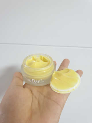 GoodDay Skincare GoodDay 강황 크림 — 4점을 준 리뷰어가 2019년 8월 올린 사용 사진