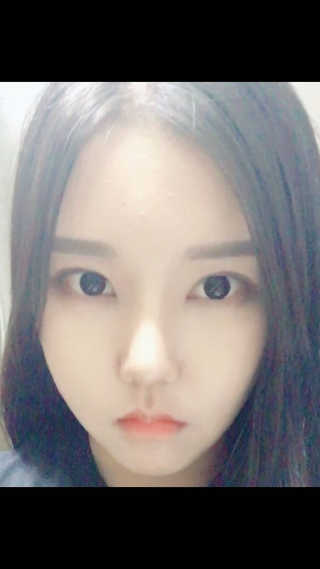 다슈코리아 다슈 데일리 헤어라인 커버 쿠션 — 2.83점을 준 리뷰어가 2017년 5월 올린 사용 사진