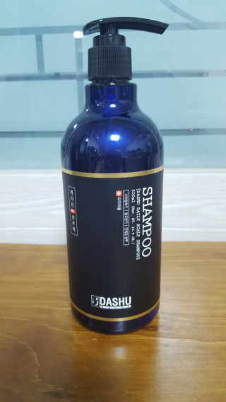 다슈코리아 다슈 데일리 한방 두피 골드 샴푸 500ml — 4.5점을 준 리뷰어가 2017년 6월 올린 사용 사진