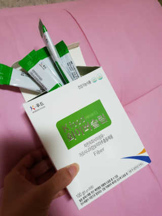 두루원 똥기사의 Kfood 화이버슬림 — 4점을 준 리뷰어가 2018년 7월 올린 사용 사진