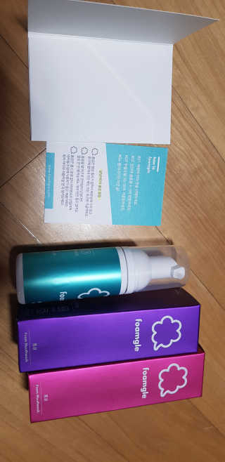 폼글 I foamgle [폼글] 거품가글 50ml 3종 - 민트, 라벤더, 라즈베리 — 5점을 준 리뷰어가 2019년 10월 올린 사용 사진