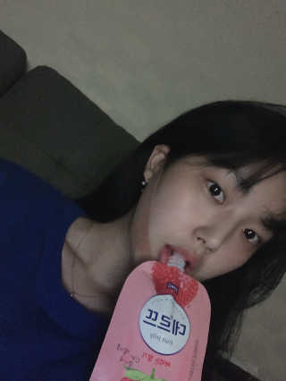 데르뜨 떠먹는 과일 3종, 짜먹는 과일 2종 총 10개 체험 — 5점을 준 리뷰어가 2020년 3월 올린 사용 사진