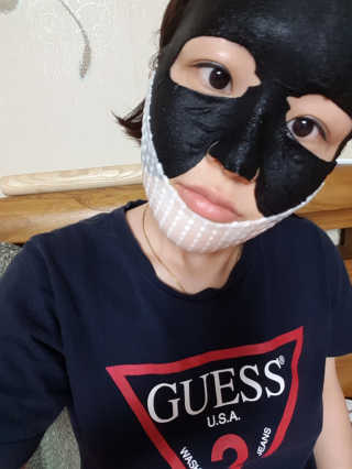 23years old 아큐페어 쁘띠 마스크 (5장) — 4.33점을 준 리뷰어가 2017년 6월 올린 사용 사진