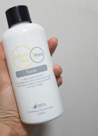 이솔화장품 이솔 세범 리스 포어 토너 200ml — 4.67점을 준 리뷰어가 2018년 8월 올린 사용 사진