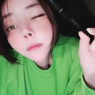 우드버리 1.5mm 스키니 젤 아이라이너 — 5점을 준 리뷰어가 2019년 5월 올린 사용 사진