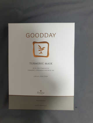 GoodDay Skincare GoodDay 강황 마스크 — 5점을 준 리뷰어가 2020년 3월 올린 사용 사진